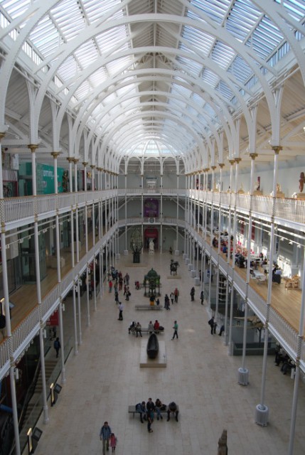 Ett av mina drömjobb var på National Museum of Scotland som assistent. Tänk er att få jobba i ett ställe som ser ut såhär, lyx! 